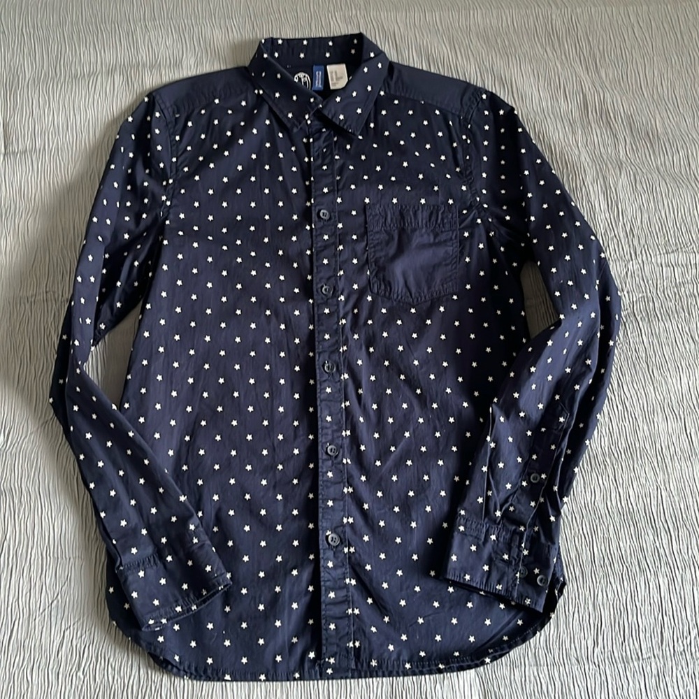 H&M Shirt with Stars Print in navy XS NEW